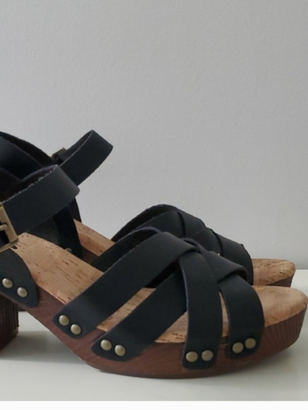 Korks Black Naomi sandal size 8, euro 39